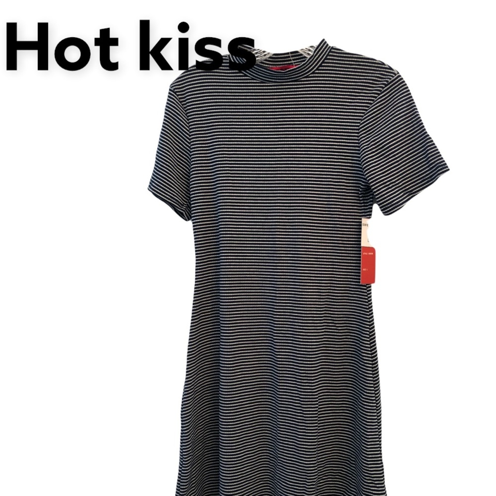 Hot kiss Navy & White Striped Short Sleeve Pullover Mini Dress L NWT
